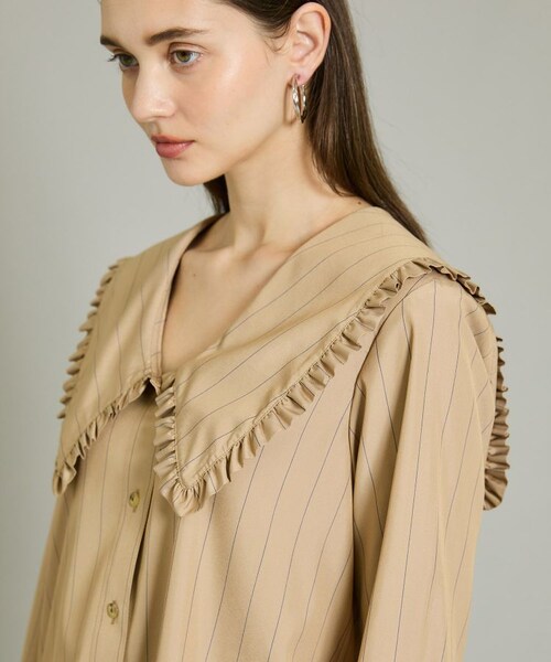 Uhr（ウーア）の「フリルカラーシャツ 21AWUhr-SH206（その他・レディース・その他・FREE）」の7枚目の写真