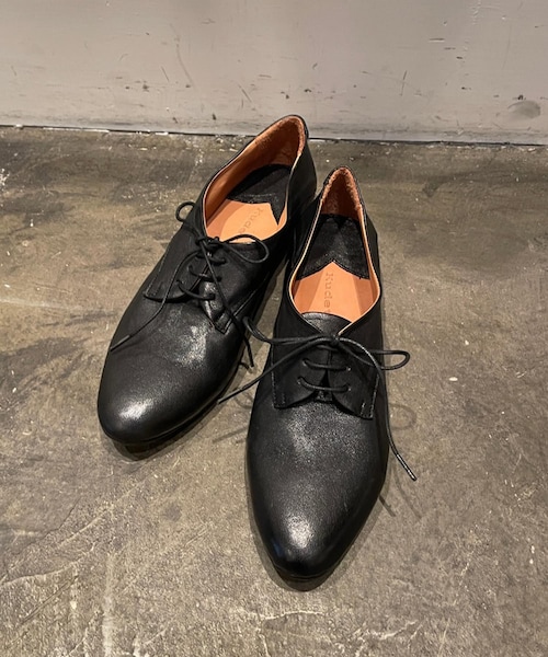 BEARDSLEY(ビアズリー)の「《KUDETA》レースアップシューズ(その他シューズ・レディース・ブラック・35/36/37/38/39)」の1枚目の写真