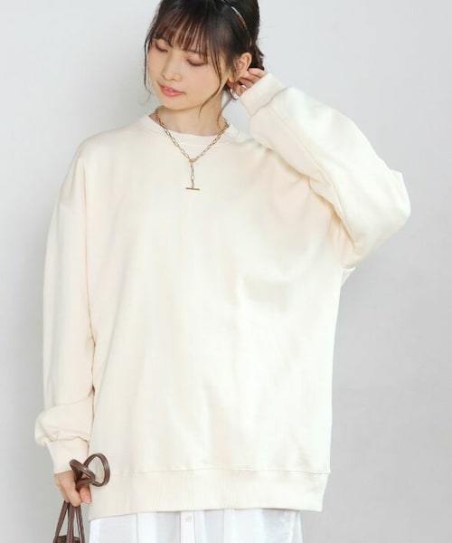 Crisp yours（クリスプユアーズ）の「オーバークルーネックスウェット[y1ak285b]（スウェット・レディース・ベージュ/グリーン/グレー/アイボリー・FREE）」の2枚目の写真