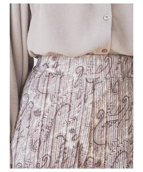 Green Parks(グリーンパークス)の「・novem 9 ペイズリーptプリーツパンツ(パンツ・グレー/チャコールグレー/ブラウン・F)」の5枚目の写真