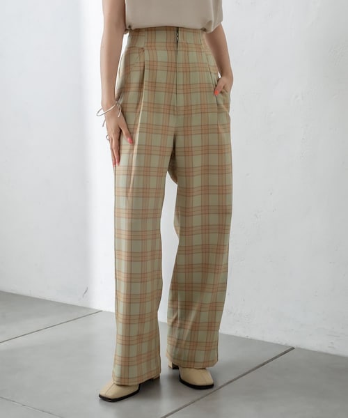 mystic（ミスティック）の「チェックタックパンツ（その他パンツ・レディース・ベージュ/グリーン/キャメル・1/2）」の2枚目の写真