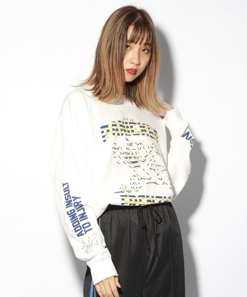 PAGEBOY(ページボーイ)の「アメコミフウロンT【WEB先行アイテム】(トップス・オフホワイト/グレー/ブラウン・M/L)」の7枚目の写真