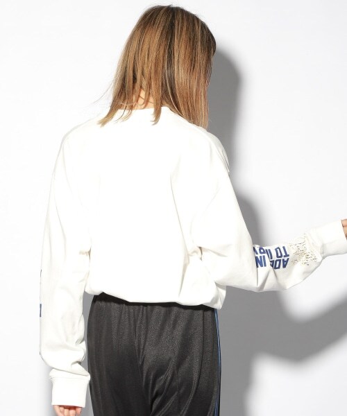 PAGEBOY(ページボーイ)の「アメコミフウロンT【WEB先行アイテム】(トップス・オフホワイト/グレー/ブラウン・M/L)」の10枚目の写真