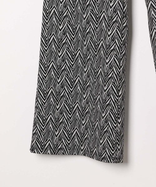 PAGEBOY（ページボーイ）の「【WEB先行予約】キカガラフレアパンツ（パンツ・レディース・チェック柄/ゼブラ柄・F）」の7枚目の写真