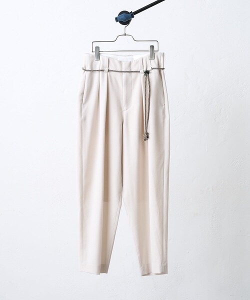 Lui's(ルイス)の「【ETHOSENS×Lui's /エトセンス×ルイス】ワイドテーパードパンツ(その他パンツ・メンズ・ライトベージュ/バーガンディー・1/2)」の2枚目の写真