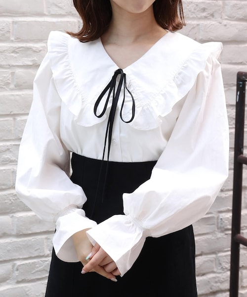 one after another NICE CLAUP(ワンアフターアナザーナイスクラップ)の「【リボン取り外し可】ビッグ衿ブラウス(シャツ/ブラウス・レディース・オフホワイト/ブラック/ベージュ系その他/ドット・0)」の2枚目の写真