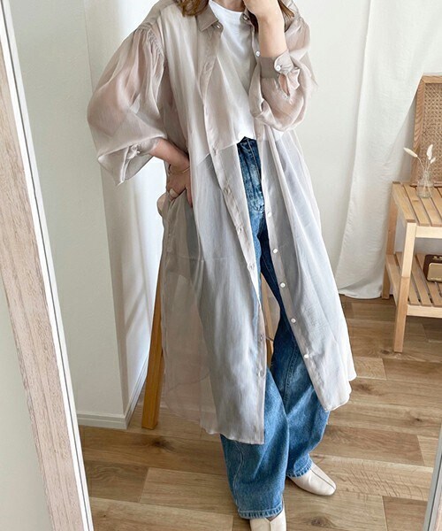 chocomee（チョコミー）の「シアーロングシャツ（シャツ/ブラウス・レディース・ホワイト/ベージュ/ブラウン・FREE）」の3枚目の写真