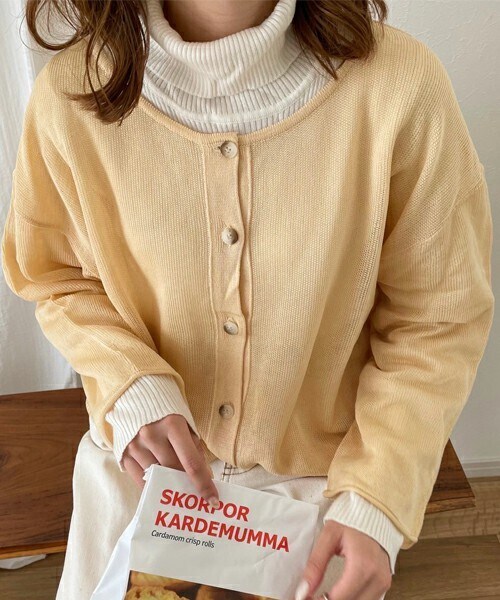 chocomee（チョコミー）の「2wayボタンニット（ニット/セーター・レディース・ベージュ/イエロー/グリーン・FREE）」の3枚目の写真
