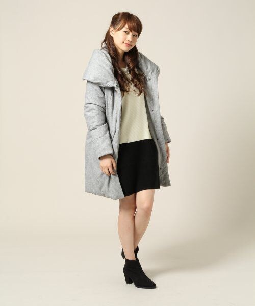 LOWRYS FARM（ローリーズファーム）の「【WEB先行予約アイテム】フードステッチレスダウンコート（ジャケット/アウター・レディース・グレー/チャコールグレー/ネイビー・Ｍ/Ｌ）」の7枚目の写真