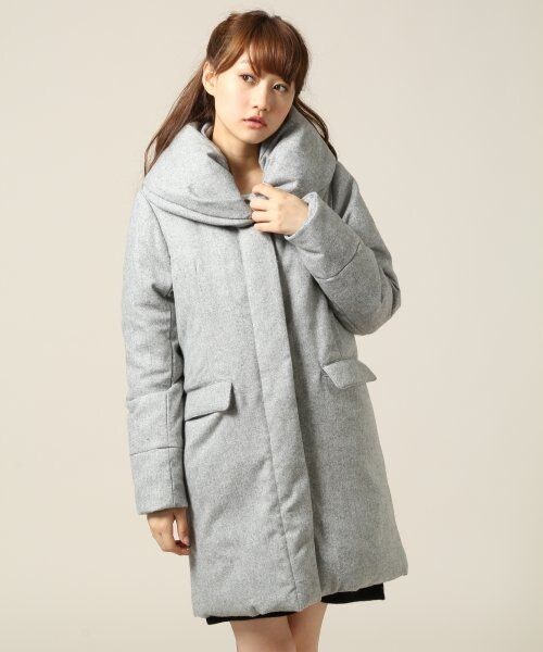 LOWRYS FARM（ローリーズファーム）の「【WEB先行予約アイテム】フードステッチレスダウンコート（ジャケット/アウター・レディース・グレー/チャコールグレー/ネイビー・Ｍ/Ｌ）」の6枚目の写真