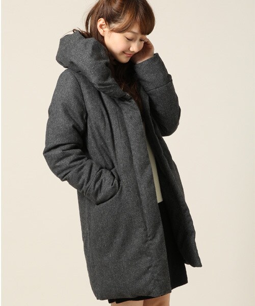 LOWRYS FARM（ローリーズファーム）の「【WEB先行予約アイテム】フードステッチレスダウンコート（ジャケット/アウター・レディース・グレー/チャコールグレー/ネイビー・Ｍ/Ｌ）」の2枚目の写真