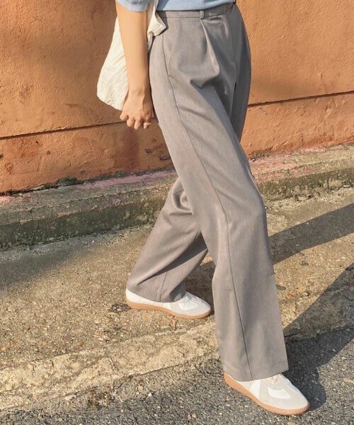 DHOLIC STYLE（ディーホリックスタイル）の「[kclub] ワンタックスラックスパンツ（スラックス・レディース・ブラック/グレー・M/L）」の2枚目の写真