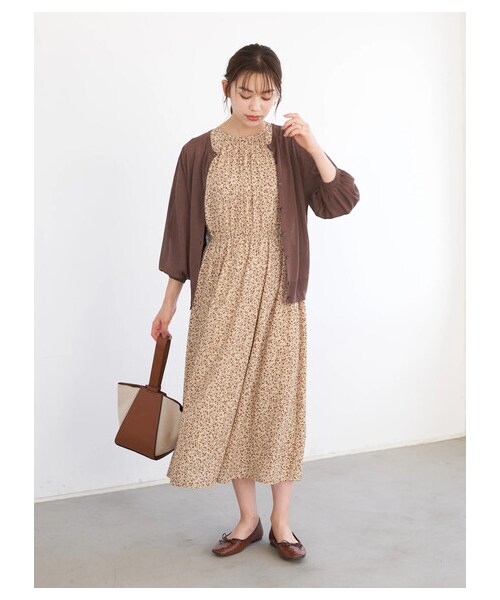 earth music&ecology（アースミュージックアンドエコロジー）の「ヴィンテージライクフラワーワンピース（ワンピース/ドレス・ブラック/ライトベージュ/ピスタチオ・F）」の11枚目の写真