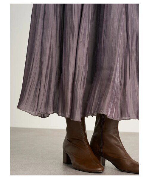 earth music&ecology(アースミュージックアンドエコロジー)の「シャイニースカート(スカート・アイボリー/ライトグレー/チャコールグレー/ライトベージュ/ミント/ラベンダー・F)」の7枚目の写真