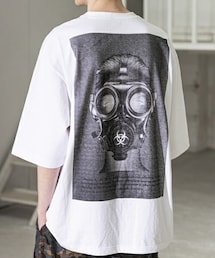 D'MENS by DHOLIC | [Massnoun] バッグビッグスクエアプリントTシャツ(White)(Tシャツ/カットソー)
