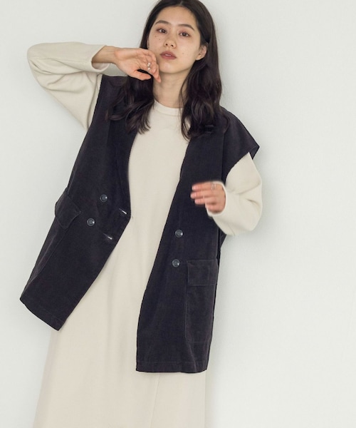 w closet（ダブルクローゼット）の「VネックW前BIGベスト（ジャケット/アウター・レディース・スミクロ/カーキ/サックス・FREE）」の2枚目の写真