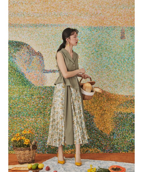 Marjorie（マージョリー）の「假日慶典，西裝式印花百褶無袖洋裝（その他・レディース・綠・XS/S/M/L）」の5枚目の写真