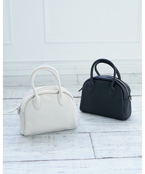 t a r o s u（タロス）の「2way boston bag（ハンドバッグ・レディース・white/black・FREE）」の2枚目の写真
