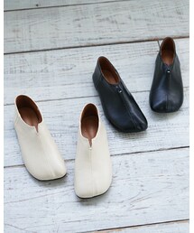 t a r o s u | round slit shoes(パンプス)