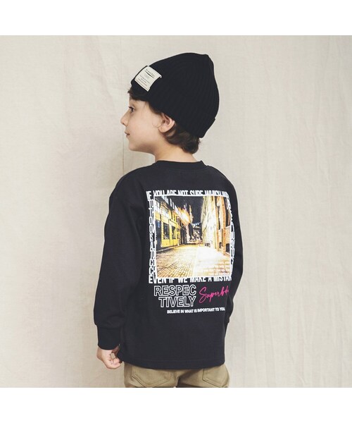 BRANSHES（ブランシェス）の「グラフィック長袖Tシャツ（Tシャツ/カットソー・キッズ・オフホワイト/アイボリー/ピンクベージュ/ブルーグレー/チャコールグレー/ブラック・100cm～150cm）」の3枚目の写真