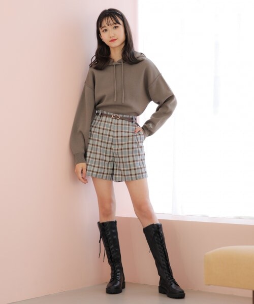 repipi armario（レピピ アルマリオ）の「☆WEB先行予約☆ベルトツキアソートチェックショートパンツ（パンツ・チェック(グレー系)/チェック(ブラウン系)・S(140~150cm)/M(150~160cm)/L(160cm~)）」の5枚目の写真