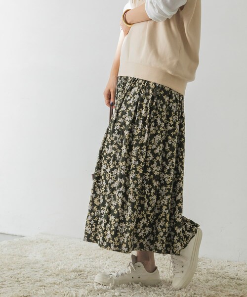 URBAN RESEARCH（アーバンリサーチ）の「雙面穿印花裙（スカート・レディース・墨綠x炭灰色/深藍x橄欖綠・FREE）」の13枚目の写真