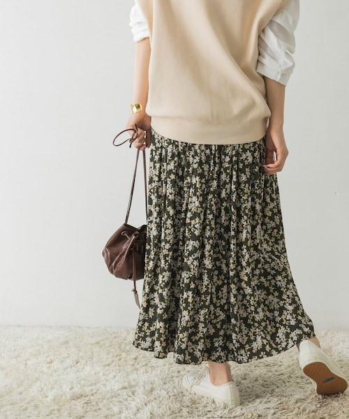 URBAN RESEARCH（アーバンリサーチ）の「雙面穿印花裙（スカート・レディース・墨綠x炭灰色/深藍x橄欖綠・FREE）」の12枚目の写真