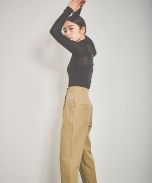 ENsMOL.（エンスモール）の「コンフォートフィットテーパードパンツ（パンツ・レディース・黒/ピンク/ベージュ・S/M/XS-2/S-2/XS/M-2）」の4枚目の写真