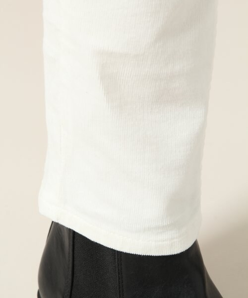 LOWRYS FARM（ローリーズファーム）の「コーデュロイスキニーパンツ（パンツ・レディース・オフ/ブラック/グレー・Ｍ/Ｌ）」の9枚目の写真