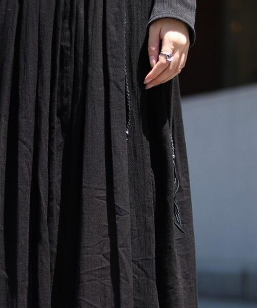 KMRii（ケムリ）の「【別注】KMRii/ケムリ/Lace up Long Skirt/RFL（スカート・BLACK・F）」の4枚目の写真