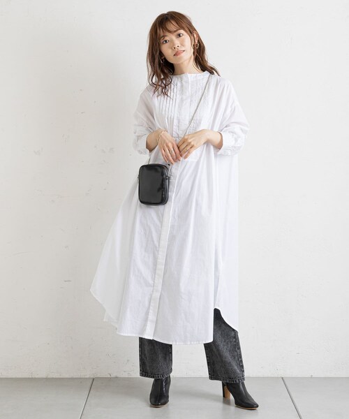 prose verse（プロズヴェール）の「タック入りレースアップシャツワンピース（ワンピース・レディース・ホワイト/グレージュ/ブラック・M）」の2枚目の写真