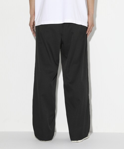LEGENDA（レジェンダ）の「Two Tuck Belt Slacks Pants（パンツ・ブラック/ブル-グレ-/ベージュ・1/2）」の2枚目の写真