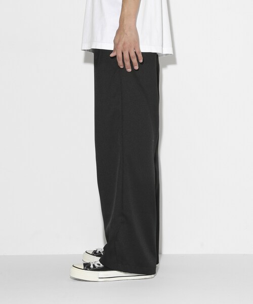 LEGENDA（レジェンダ）の「Two Tuck Belt Slacks Pants（パンツ・ブラック/ブル-グレ-/ベージュ・1/2）」の3枚目の写真