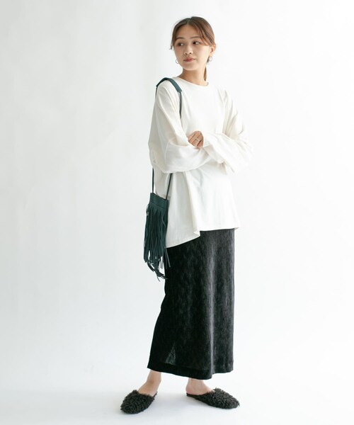 KBF（ケイビーエフ）の「クリンクルベロアタイトスカート（その他・レディース・D.BROWN/PINK BEIGE/BLACK・one）」の17枚目の写真