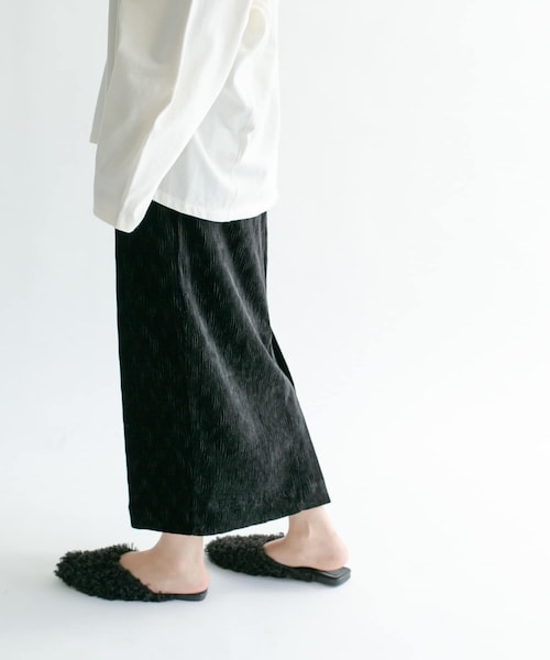 KBF（ケイビーエフ）の「クリンクルベロアタイトスカート（その他・レディース・D.BROWN/PINK BEIGE/BLACK・one）」の15枚目の写真