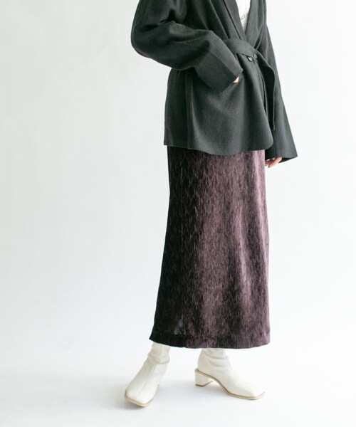 KBF（ケイビーエフ）の「クリンクルベロアタイトスカート（その他・レディース・D.BROWN/PINK BEIGE/BLACK・one）」の4枚目の写真