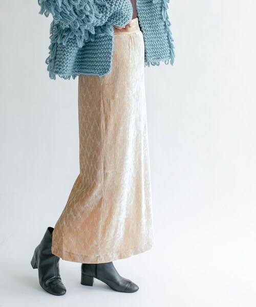 KBF（ケイビーエフ）の「クリンクルベロアタイトスカート（その他・レディース・D.BROWN/PINK BEIGE/BLACK・one）」の9枚目の写真