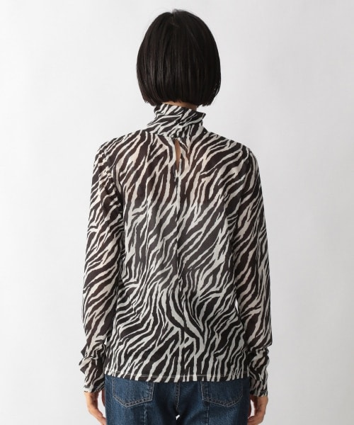 LOWRYS FARM（ローリーズファーム）の「ガラシアータートルＬＳ（トップス・ゼブラ/マーブル・F）」の12枚目の写真