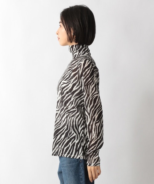 LOWRYS FARM（ローリーズファーム）の「ガラシアータートルＬＳ（トップス・ゼブラ/マーブル・F）」の11枚目の写真