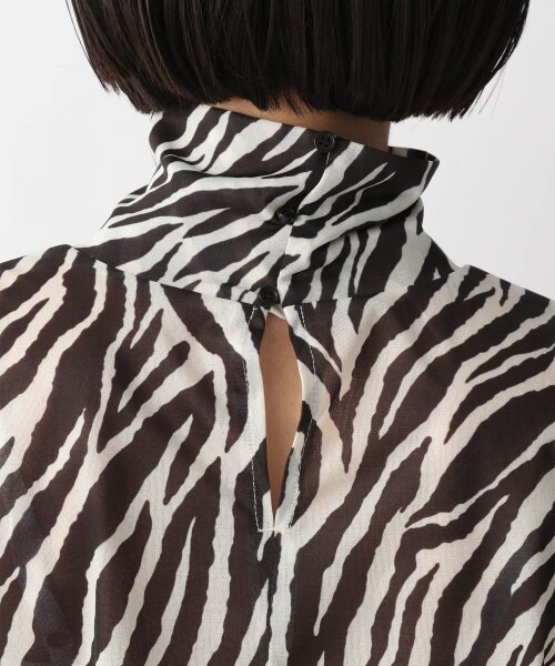 LOWRYS FARM（ローリーズファーム）の「ガラシアータートルＬＳ（トップス・ゼブラ/マーブル・F）」の16枚目の写真