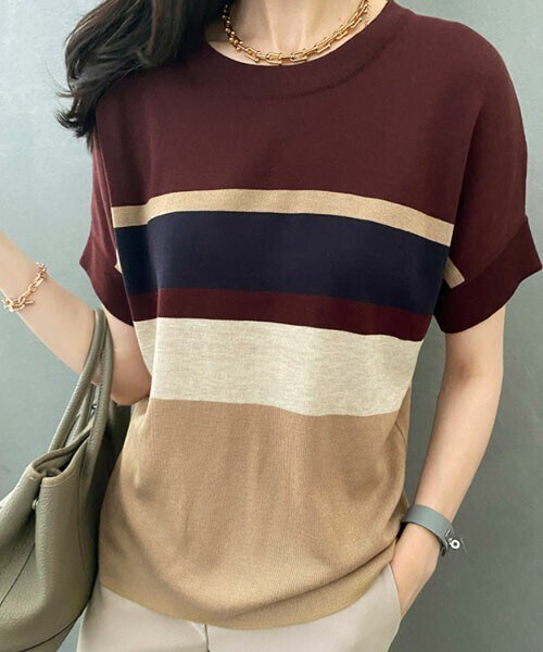 DHOLIC STYLE（ディーホリックスタイル）の「[monicaroom] ドルマン配色半袖ニット（ニット/セーター・レディース・ブルー/レッド/ホワイト/ブラック・ONESIZE）」の4枚目の写真