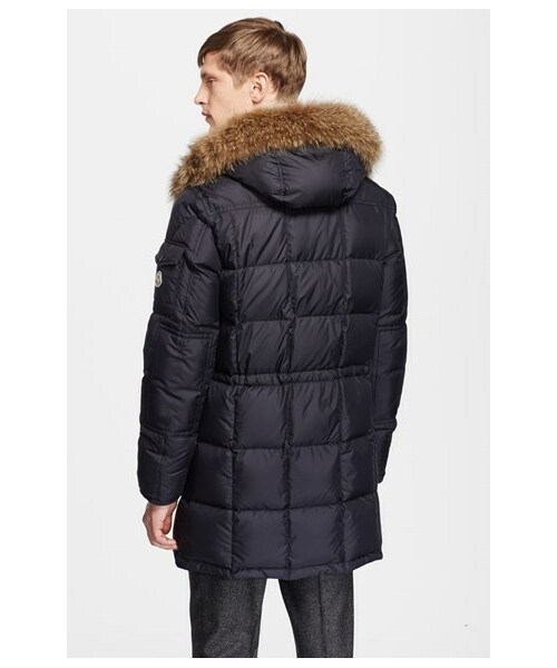 MONCLER（モンクレール）の「Moncler 'Affton' Down Parka with Coyote 