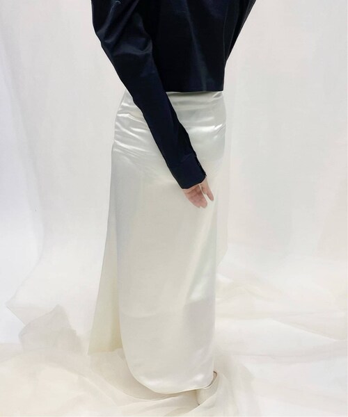 Charles Chaton（シャルルシャトン）の「《追加》シェルロングスカート（スカート・ナチュラル/(016)/34/在庫あり/36/38）」の4枚目の写真