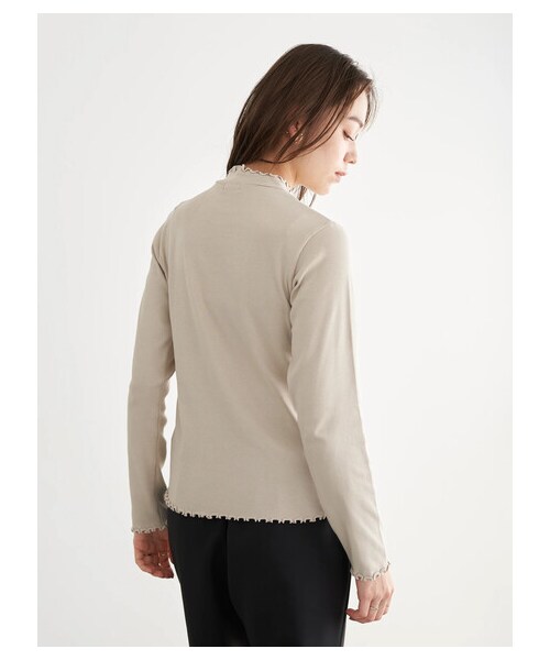 earth music&ecology（アースミュージックアンドエコロジー）の「ハイネックメローリブ長袖プルオーバー（トップス・オフホワイト/ブラック/ライトベージュ/ブラウン/ミント/ラベンダー・S/M）」の5枚目の写真