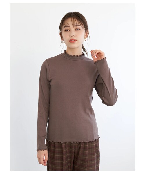 earth music&ecology（アースミュージックアンドエコロジー）の「ハイネックメローリブ長袖プルオーバー（トップス・オフホワイト/ブラック/ライトベージュ/ブラウン/ミント/ラベンダー・S/M）」の12枚目の写真