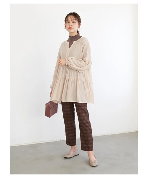 earth music&ecology（アースミュージックアンドエコロジー）の「ハイネックメローリブ長袖プルオーバー（トップス・オフホワイト/ブラック/ライトベージュ/ブラウン/ミント/ラベンダー・S/M）」の15枚目の写真