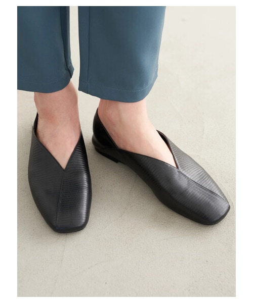 earth music&ecology（アースミュージックアンドエコロジー）の「ORiental TRaffic バブーシュ（シューズ・アイボリー/ブラック/ブラウン・S/M/L）」の2枚目の写真