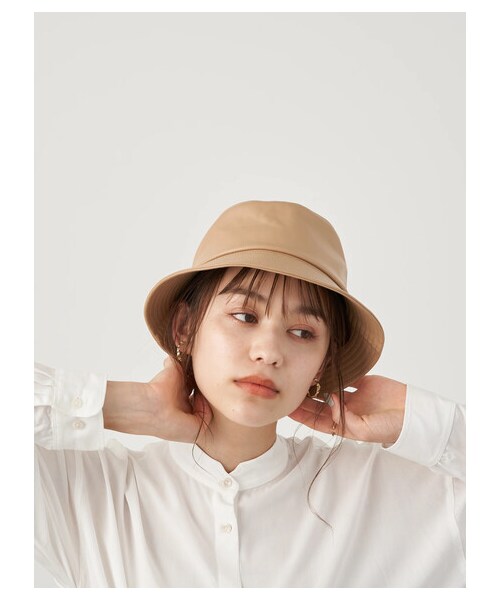 earth music&ecology(アースミュージックアンドエコロジー)の「フェイクレザーバケットハット(帽子・ブラック/ベージュ/エクリュ・F)」の9枚目の写真