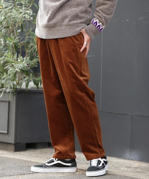 ワイドテーパードベルベットパンツ