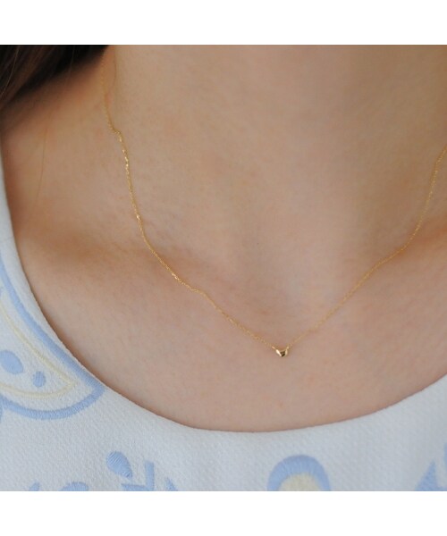 les desseins de DIEU（レデッサンドゥデュー）の「レ デッサン ドゥ デュー 245 マイクロ ハート ネックレス（ネックレス・レディース・ゴールド・40cm）」の3枚目の写真